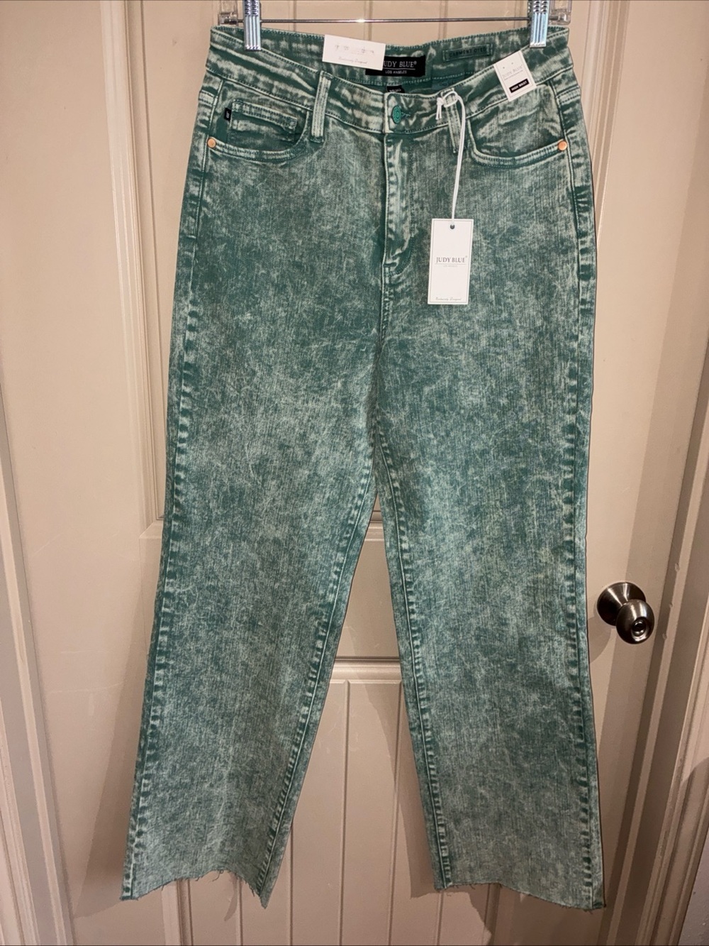 Judy Blue Teal Green Acid-Wash Cropped Straight Jeans